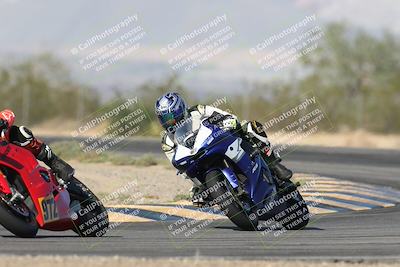 media/Nov-16-2025-Race Pace (Sun) [[8c5fa54630]]/Verified Riders/2-Turn 7 (945am)/